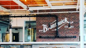 新的不伦瑞克Bierworks是不像其他的啤酒厂在多伦多