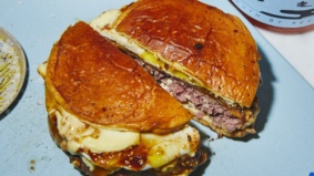 检疫美食:如何在家制作桃福星的乐果碎汉堡