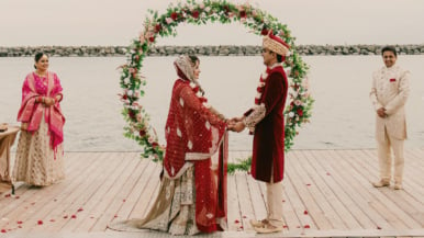 真正的婚礼:在一个亲密的湖边印度-加拿大婚礼